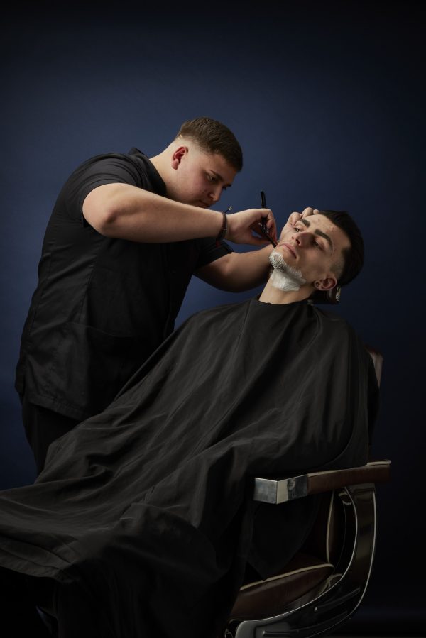 Coiffeur(euse) Professionnel(le) de la Coiffure (Hair Stylist / Hairdresser) / Barber - Cycle Long